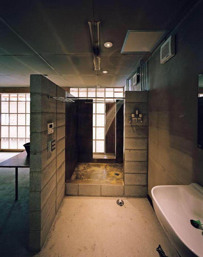 Hotel Sunshine/三舎院 Осака Екстериор снимка